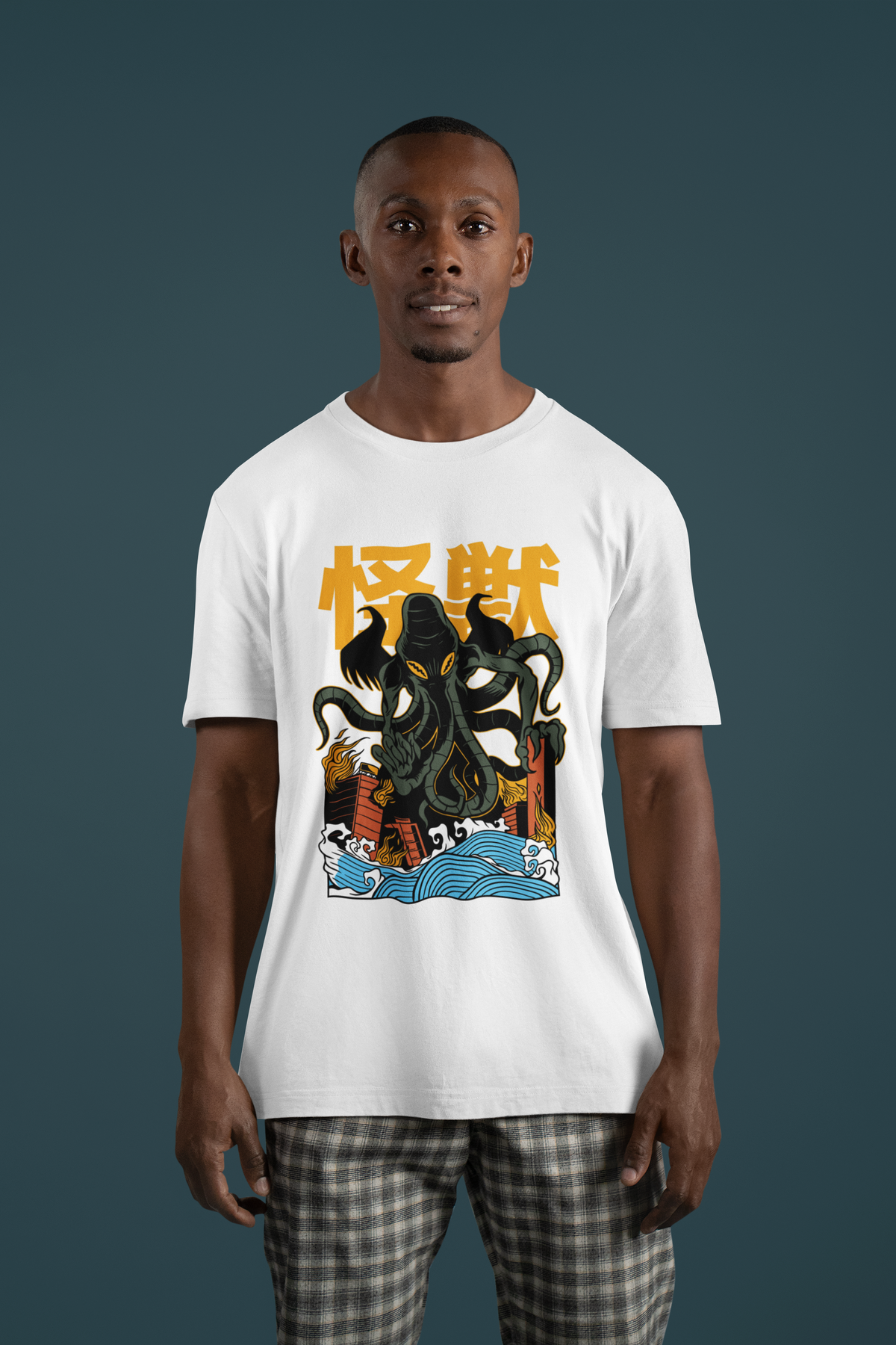 Cthulhu T-Shirt | Lovecraft Horror Tee | Geekpsters