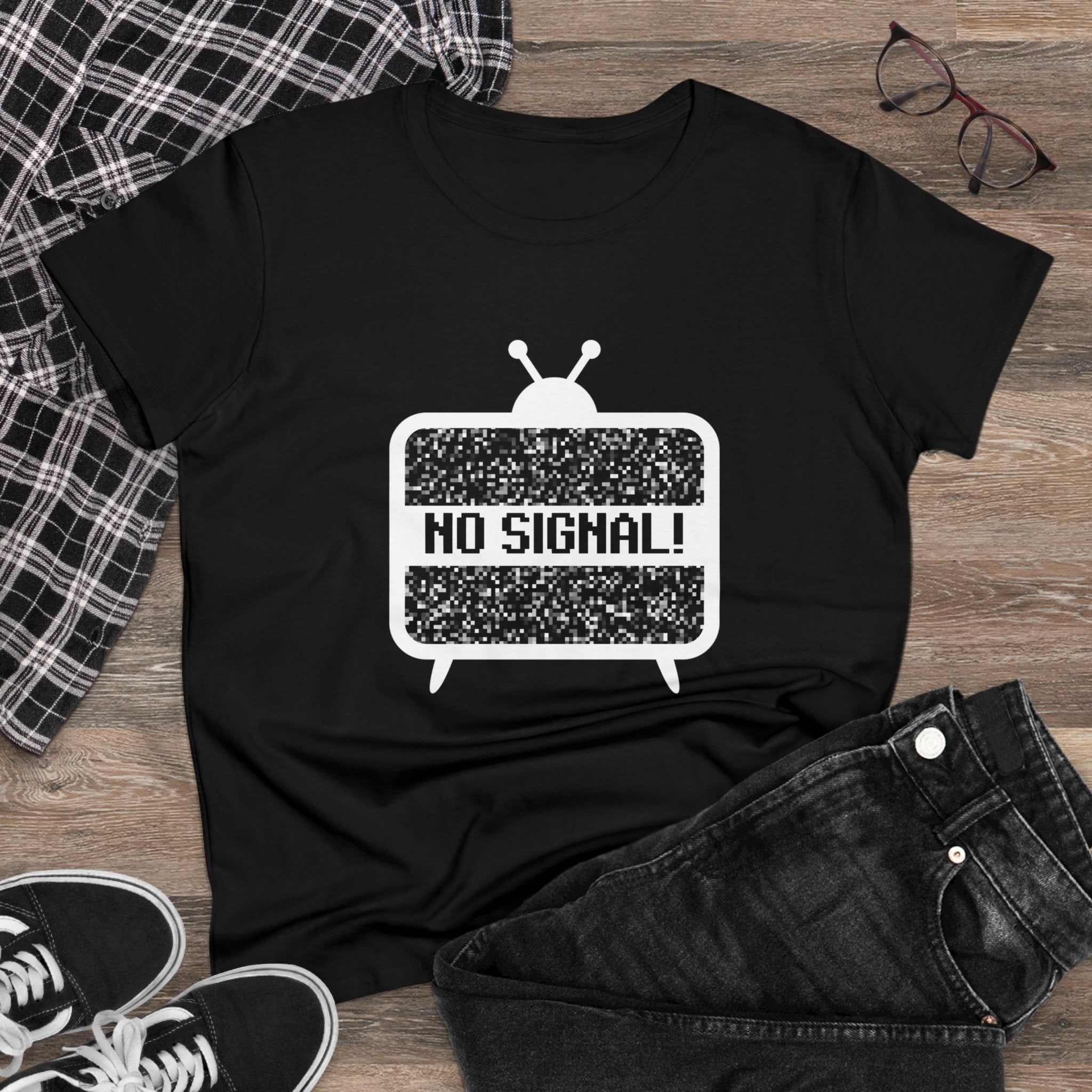 NO Signal - Women's Tee